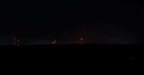 Безпілотники масовано атакували заводи та НПЗ у кількох областях Росії