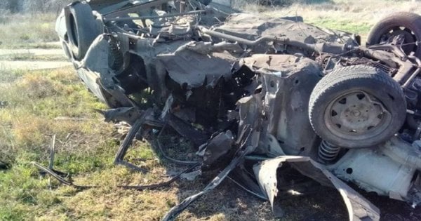 У тимчасово окупованому Скадовську підірвали авто з двома російськими офіцерами