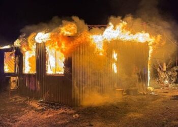 Росіяни вночі атакували Україну балістичною ракетою та майже 140 дронами