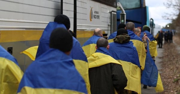 З російського полону повернулися девʼятеро військових із Рівненщини