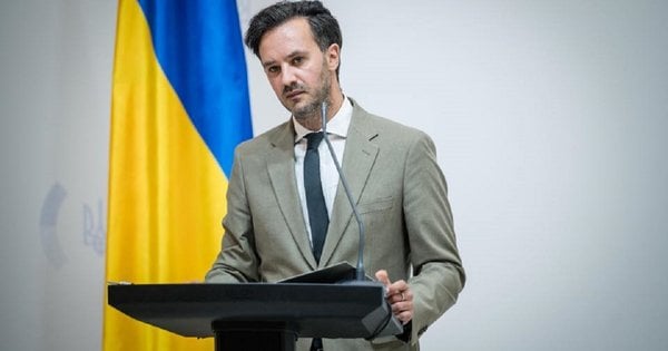 МЗС назвало «нікчемним» указ РФ щодо українців на окупованих територій та дало поради громадянам