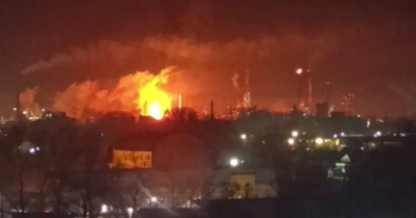 Ударні безпілотники атакували нафтопереробний комплекс «Башнєфть» в Уфі