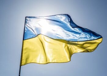Половина українців не підтримує територіальні поступки за будь-яких обставин