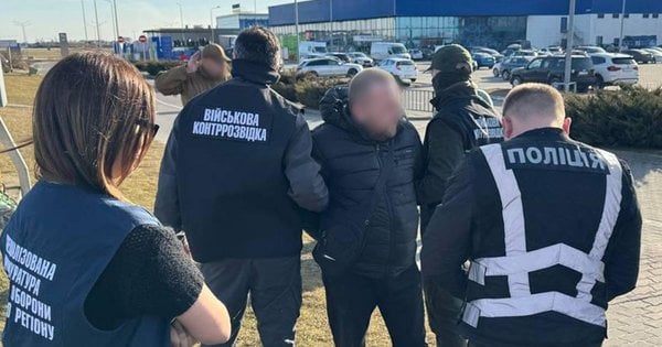 Львів’янин за 11,5 тис. доларів обіцяв перевести військового у тиловий підрозділ