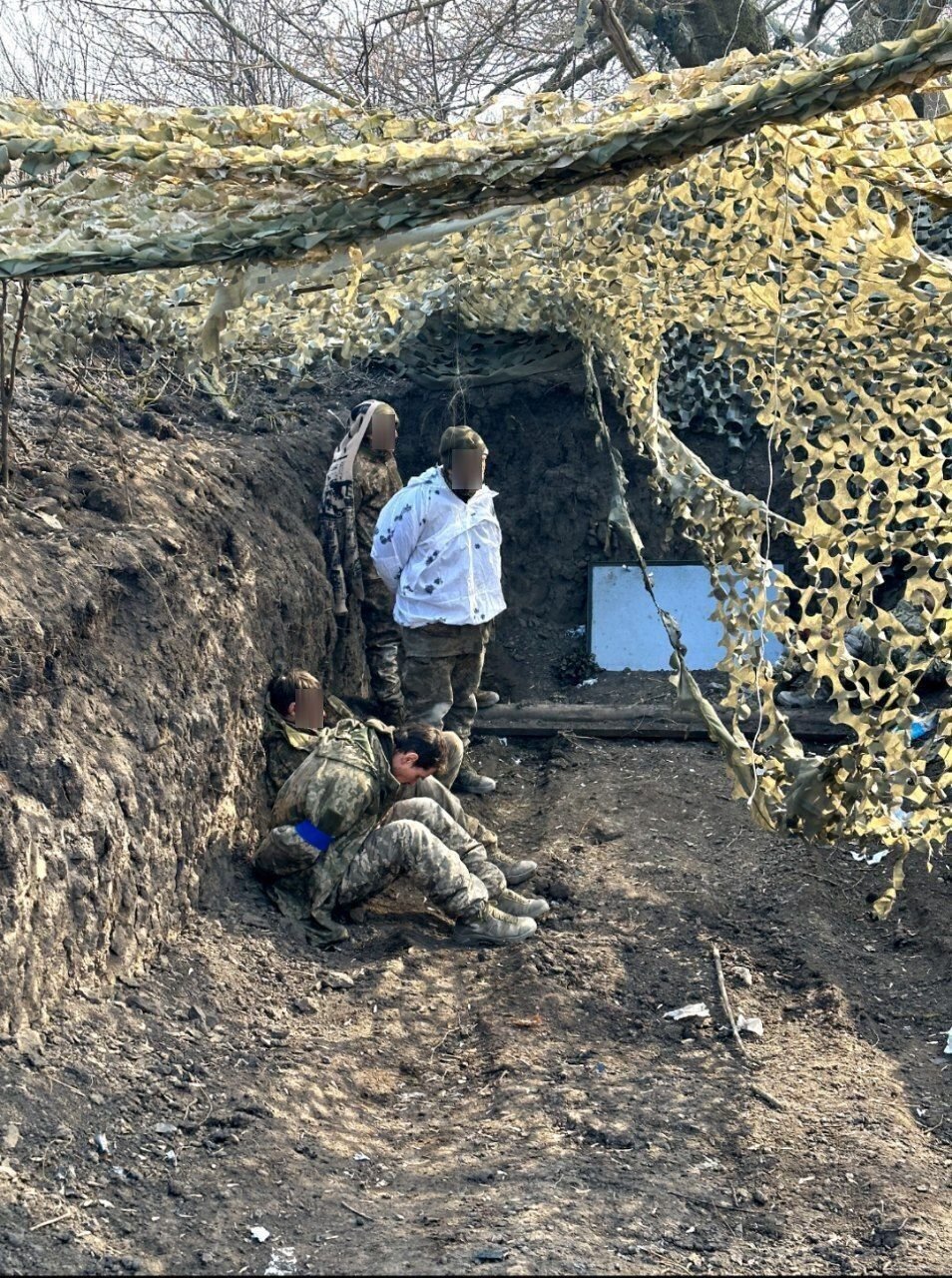 Ukrajinski vojni ujetniki, ki so jih usmrtili Rusi v regiji Kursk (Fotografija iz kanalov Telegram)