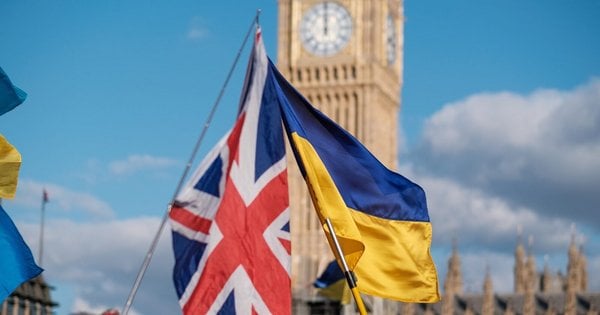 Україна отримала від Великої Британії перший мільярд доларів із заморожених активів РФ