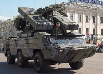 Українські оператори дронів біля Вугледара уразили російський ЗРК «Оса»