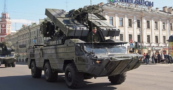 Українські оператори дронів біля Вугледара уразили російський ЗРК «Оса»