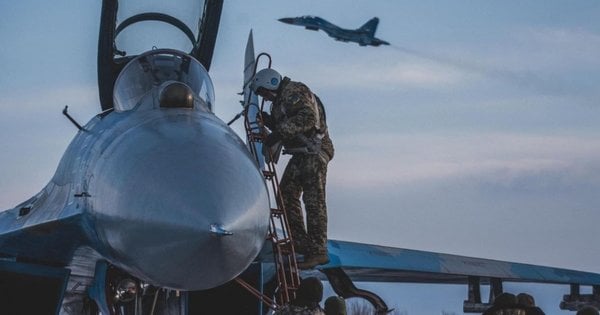 Українські льотчики вдарили по замаскованому пункту прикордонної застави в Росії