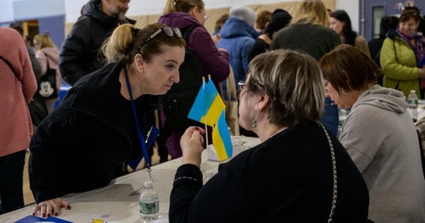 США планує скасувати тимчасовий захист для 240 тисяч українських біженців, – Reuters