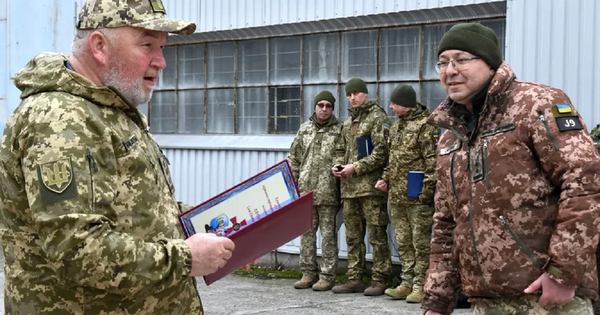 Підозрюваного у провалі оборони Харківщини командира батальйону звільнили з-під варти