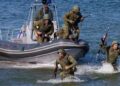 Російська армія місяцями утримує своїх солдатів на островах під Херсоном
