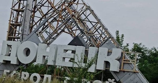 В окупованому Донецьку підлітка ув'язнили на 6,5 років за нібито співпрацю з СБУ
