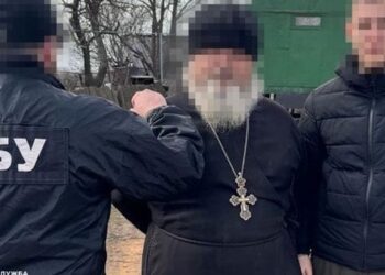 На Донеччині клірик УПЦ МП шпигував для окупантів в обмін на вивезення його родичів до Росії