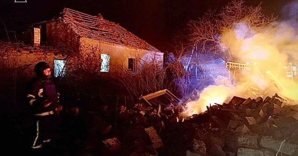 Унаслідок атаки російських дронів на Миколаїв постраждали четверо людей
