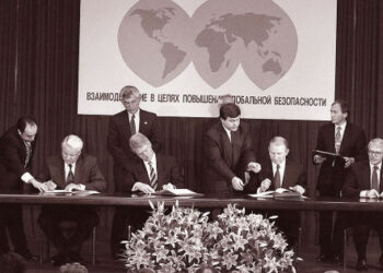 Nastal čas vrátiť zbrane Ukrajine