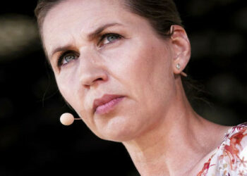 Dánsky premiér nevylučuje poskytnutie zbraní Ukrajine