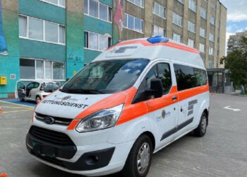 Ľvov dal Gostomelovi moderné resuscitačné vozidlo