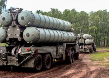 Ozbrojené sily Ukrajiny varovali pred veľkou akumuláciou rakiet zo strany Ruska v blízkosti Ukrajiny