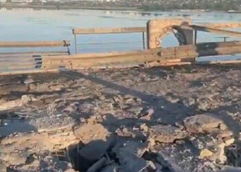 Predstavitelia Putinovej strany utiekli z Chersonu po útokoch na Antonivského most