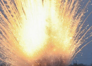 Rusi bombardovali Sumy zakázanou fosforovou muníciou