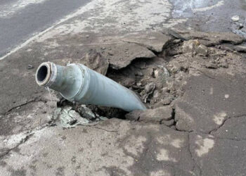 Rusi opäť ostreľovali Mykolajiv, jeden človek zahynul a jeden bol zranený