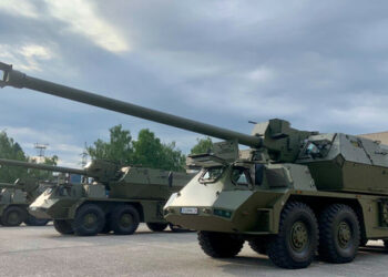 Slovensko meškalo s dodávkou húfnic svojej armáde, aby ich mohla odovzdať ozbrojeným silám