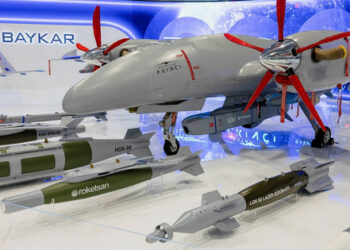 Baykar vylepšuje svoje drony, budú môcť stáť za kamikadze dronmi