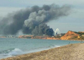 Výbuchy zazneli na vojenskom letisku Belbek na Kryme