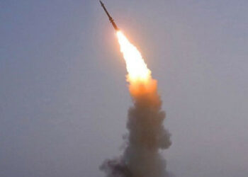 Rusi začali dva raketové útoky na Khmelnytskyi