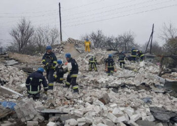 Štyria ľudia zomreli pri ruskom útoku na Vilnyansk (foto)