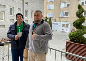 Vo Ľvove bola nainštalovaná protéza pre muža, ktorý nahý vyniesol zo záhrady 12 baní