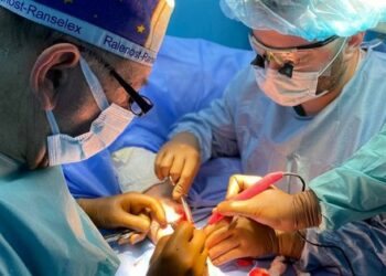 Ľvovskí chirurgovia transplantovali nerv zo stehna do ramena obrancovi