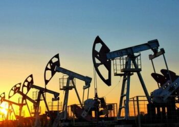 Krajiny EÚ a G7 zavádzajú cenový strop pre ruské ropné produkty