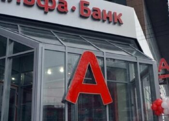 Nový balík sankcií EÚ voči Rusku bude zahŕňať štyri banky, – Politico