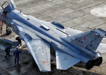 Росіяни посилили активність тактичної авіації і застосовують більше керованих авіабомб