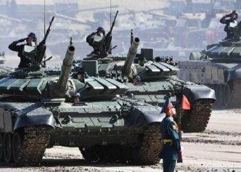 Кремль має труднощі з виробництвом зброї, але має великі запаси старої техніки, – CSIS