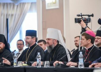 Рада церков підтримала заборону діяльності пов'язаних із Росією релігійних організацій