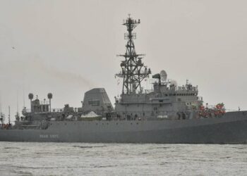 Український дрон влучив у російський корабель «Іван Хурс» у Чорному морі