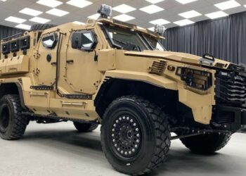 Уряд Німеччини закупив для України 66 БТРів