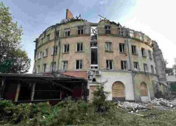 Стабілізація зруйнованих російською ракетою історичних будинків у Львові коштуватиме 100 млн грн