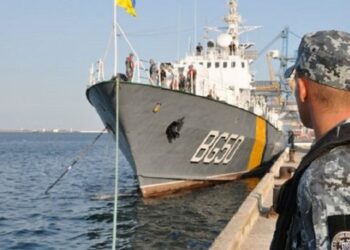 Україна з 21 липня вважатиме всі судна РФ у Чорному морі такими, що перевозять воєнні вантажі