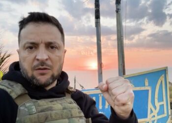 Зеленський прибув на острів Зміїний у 500-й день війни