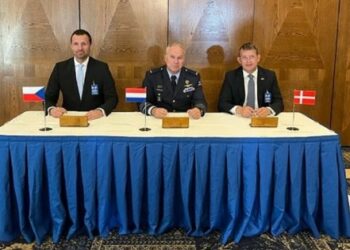 Чехія, Данія та Нідерланди домовилися про постачання Україні чеської зброї