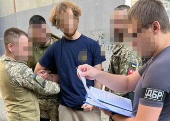 ДБР затримало в Харкові військового-втікача, який провокував правоохоронців