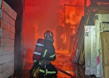 На зруйнованих дронами складах у Львові знайшли тіло загиблого