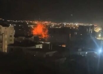 У Севастополі вночі пролунали вибухи, росіяни заявили про можливу підводну диверсію