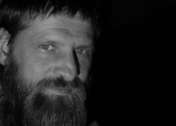 Актор Василь Кухарський помер після поранення на фронті