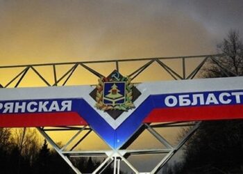 ЗМІ повідомили про нічну атаку українських БПЛА на військові об'єкти у Росії