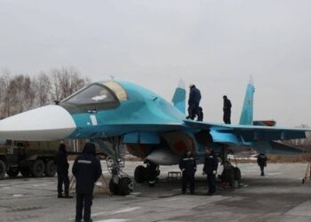 У російському Челябінську згорів винищувач Су-34